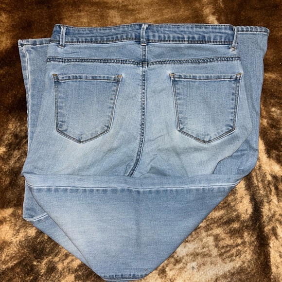 Flared/Bootcut Jeans - Picture 3 of 4